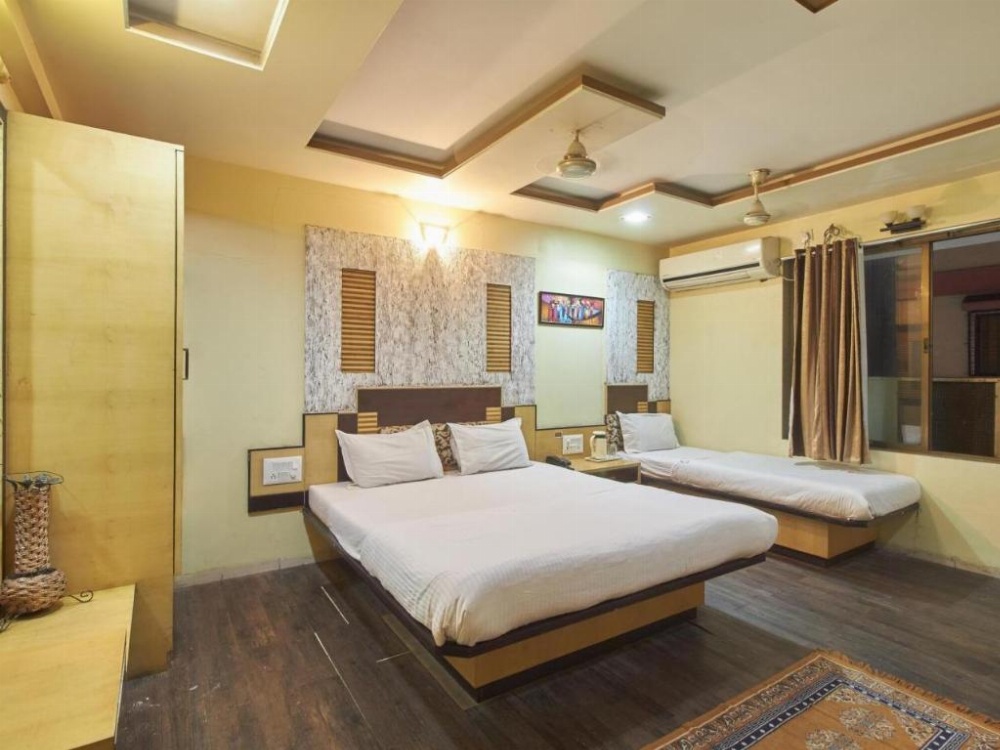Room image 2