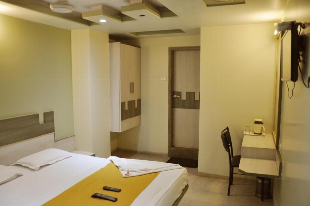 Room image 2